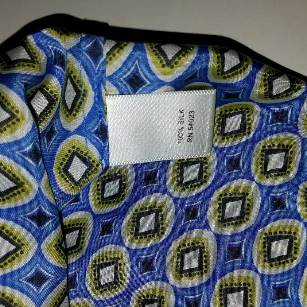 🍍Banana Republic Silk Blouse NWOT - Picture 4 of 6